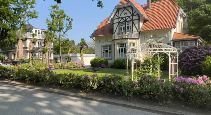 Villa 1912 - Image 1