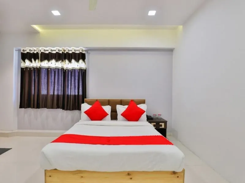 Hotel Blue Orchid - Image 1