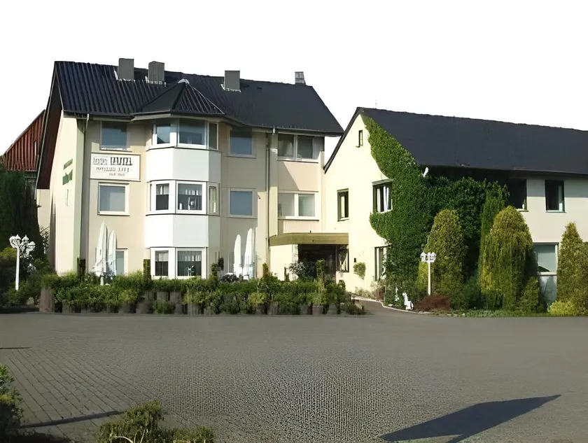 Trollinger Hof - Image 1