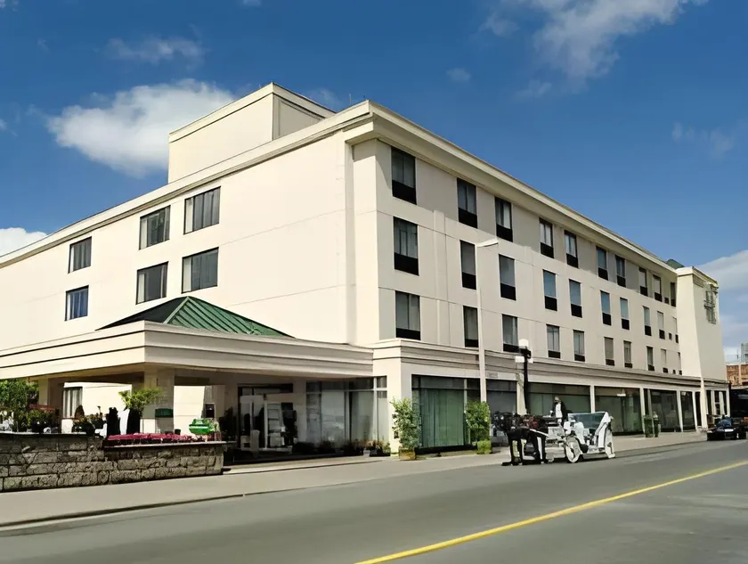 Courtyard by Marriott Ottawa Downtown - Image 1