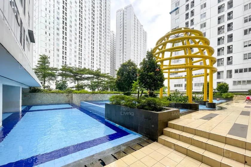 RedLiving Apartemen Bassura City - Gracefull Rooms Tower Dahlia - Image 1