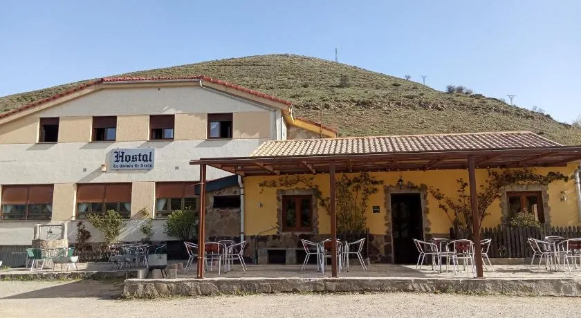 Hostal La Collada de Aralla - Image 1
