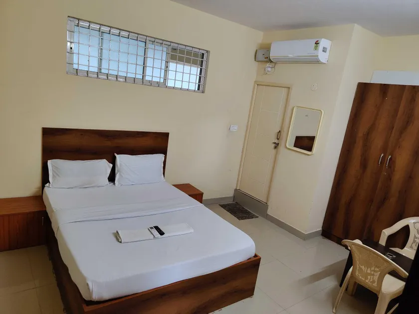 Hotel O RTO Office Krishnarajapura - Image 1