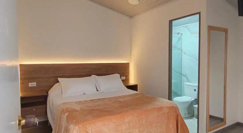 Alojamiento Hotel The hive suite - Image 1