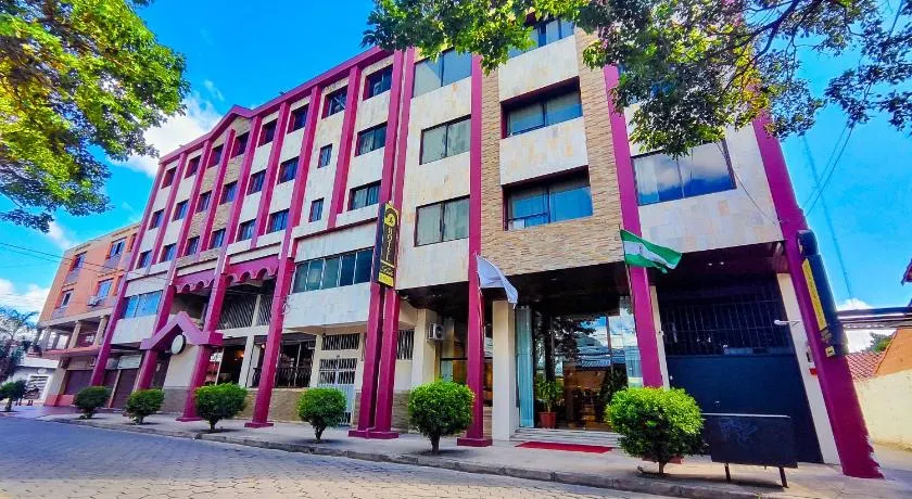 Lido Hotel - Image 1