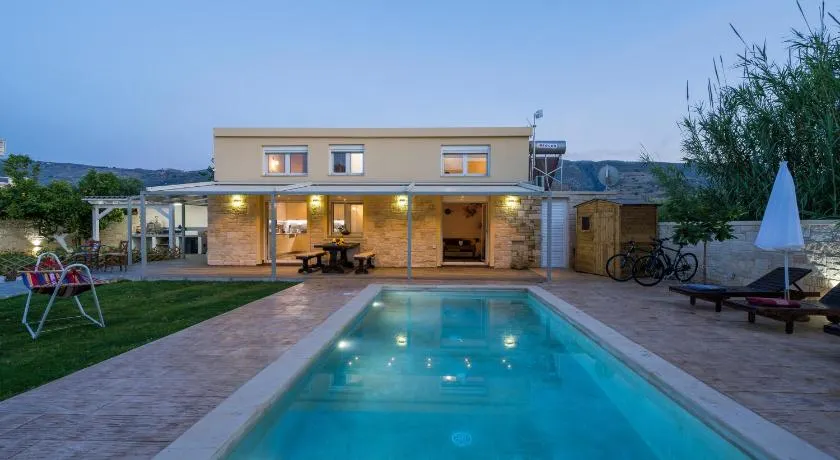 Garden Villa Chania - Image 1