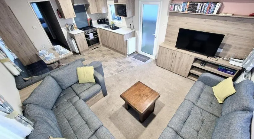 Birchington Vale - Trieste Sleeps 6 - Image 1