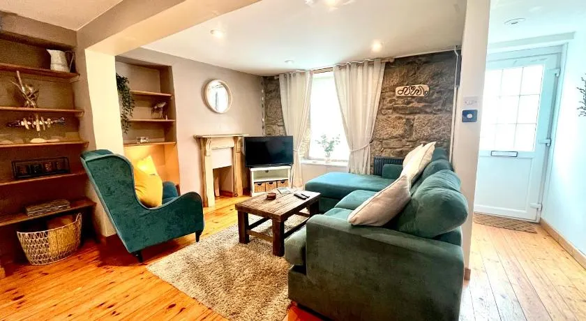 Spaven Mor, Near Penzance Stations, 3 bedroom home - Image 1
