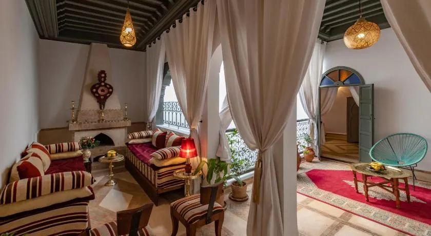 Riad dar El Arsa Rooftop & jacuzzi - Image 1