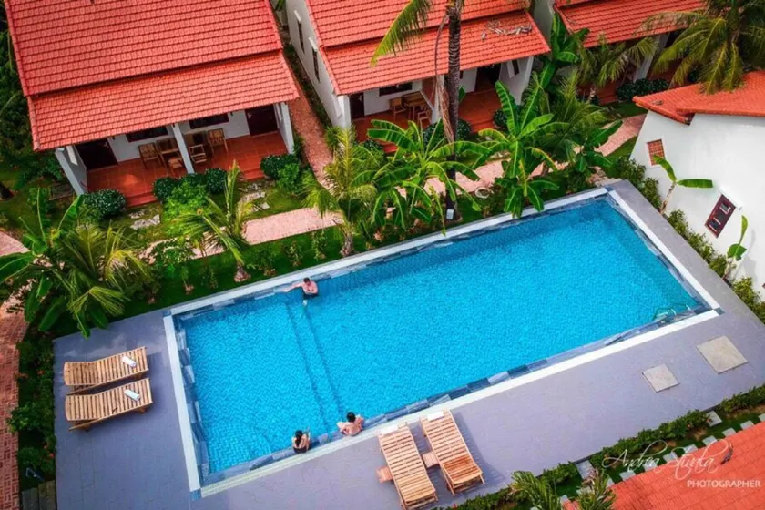 Phú Quốc Dumbo Beachfront Resort - Image 1
