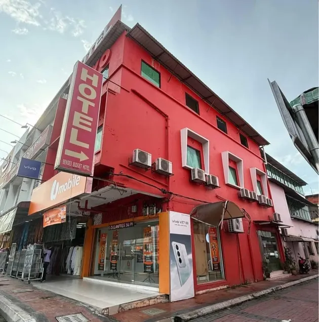 OYO 89895 Senses Budget Hotel - Image 1