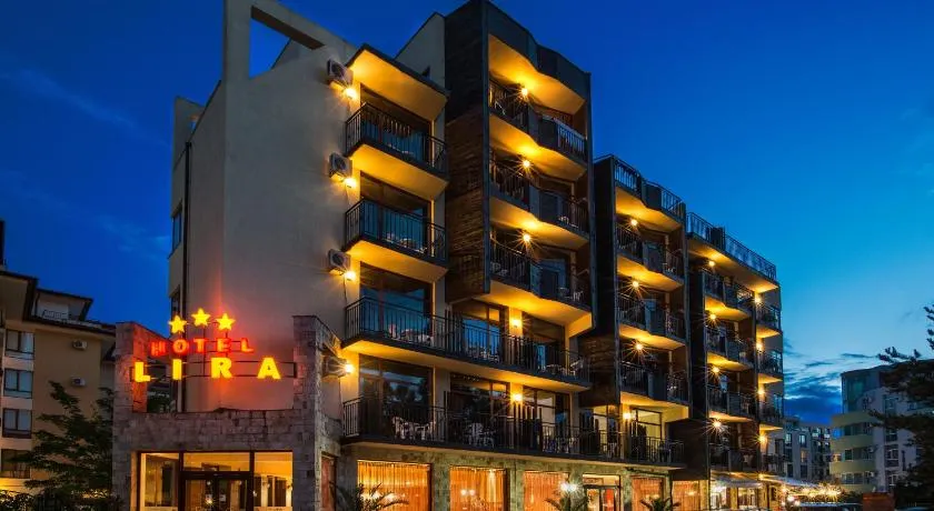 Hotel Lira - Image 1