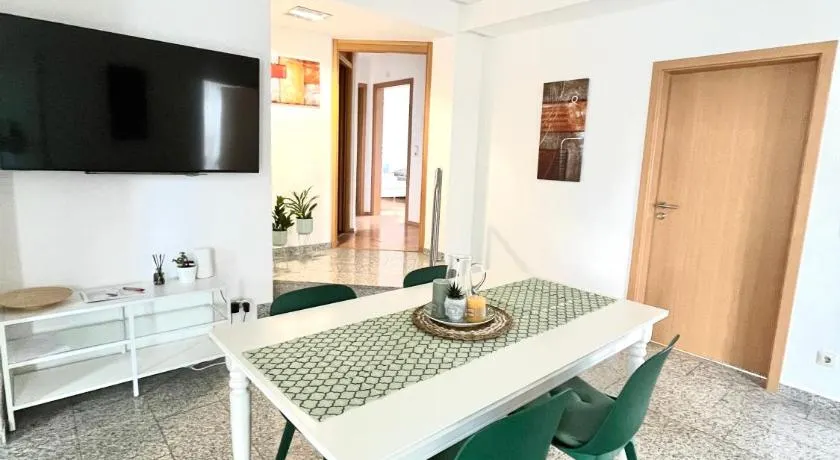 10 - Ferienwohnung mit fantastischem Ausblick & SmartTv - Image 1