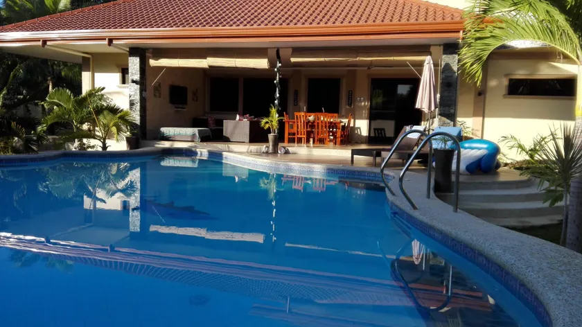 Casa Cataleya Bohol Self-service Apartments - Image 1