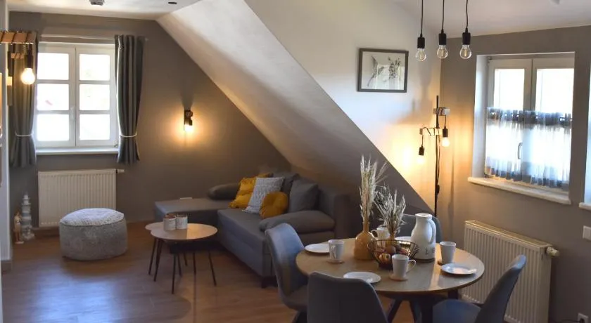 Schöne 54qm 2 Zimmer Ferienwohnung 1-4 Personen an der Kreptitzer Heide auf Rügen - Wandern Fahrradfahren und Meer Feriendorf Bakenberg Dranske B13 - Image 1