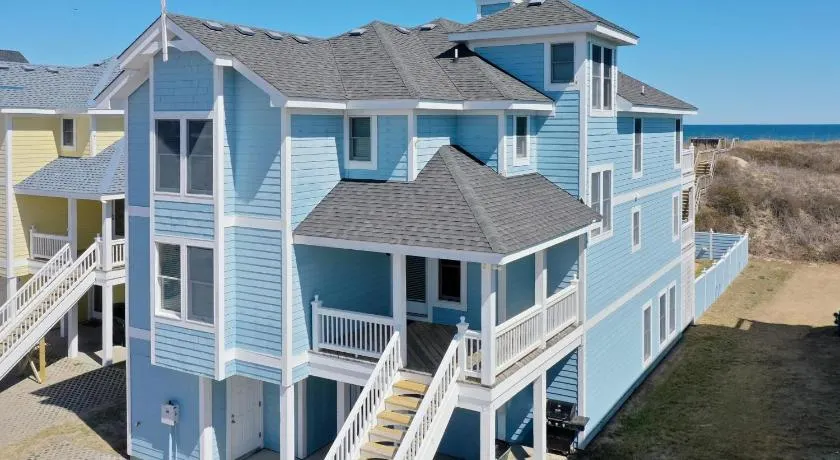 Pretty Mama - Nags Head MP 11, Oceanfront, Elevator, Pool, Hot Tub, Pets OK, Flex Stays - Image 1