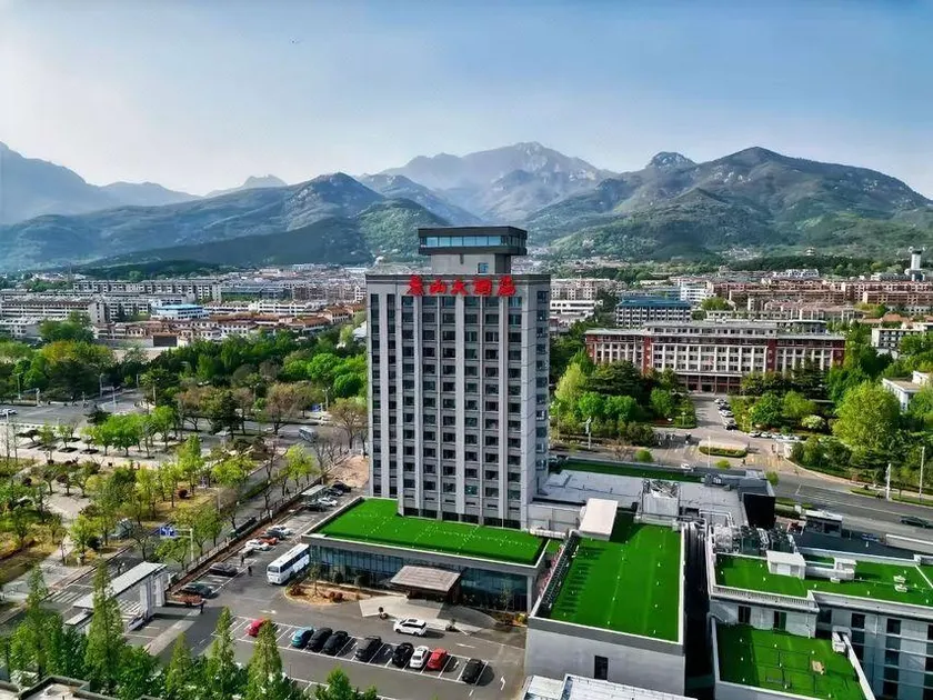 Tai Shan Grand Hotel - Image 1