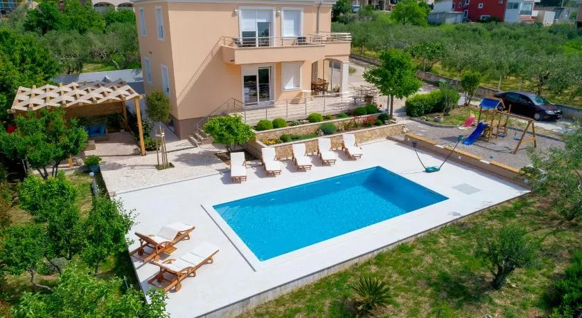 Luxury Villa Castrum - Image 1