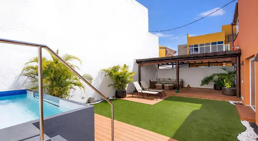 Home2Book Stylish House with Pool & Chill-out - Image 1