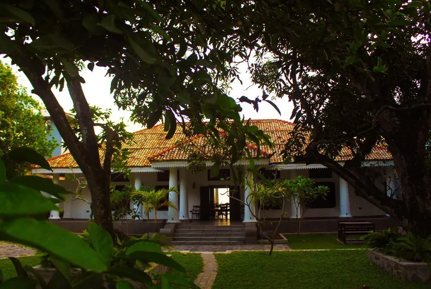 Pinipahana Walauwa Resort & villa - Image 1