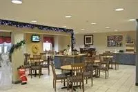 MONROE HEIGHTS HOTEL - Image 1