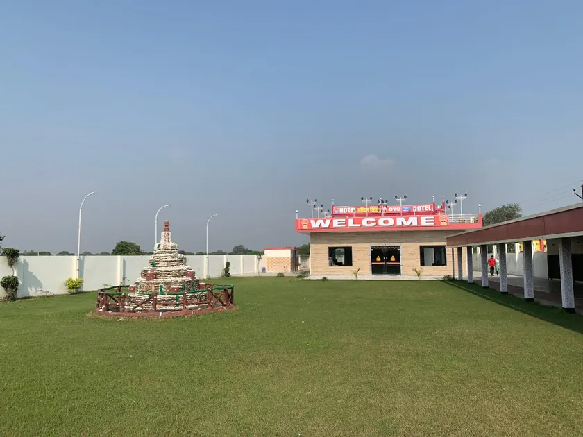 Hotel O Akhil Reshort - Image 1