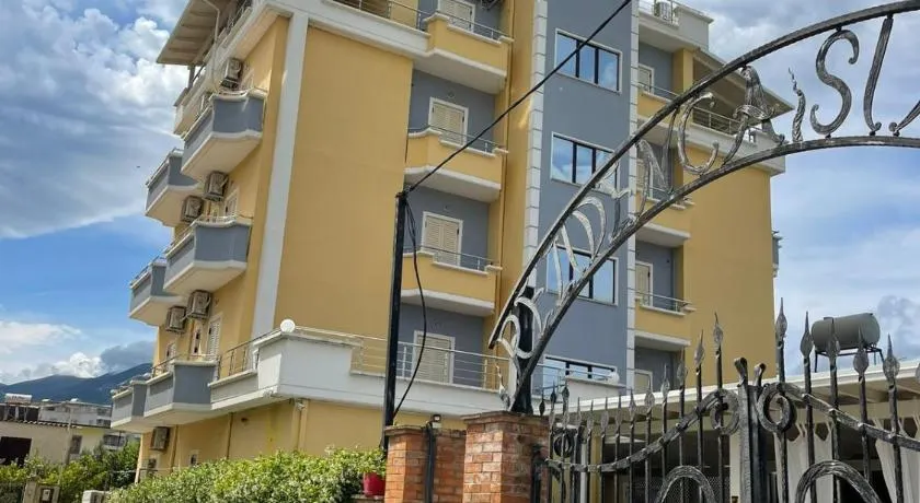Apartments Rezidenca Sinani Orikum - Image 1