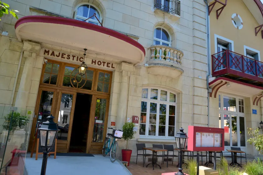 Hôtel Majestic Châtelaillon-Plage - Image 1