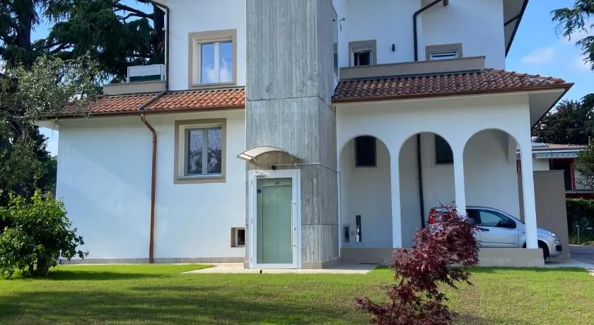 Green Apartments & Parking,Vimercate - Image 1