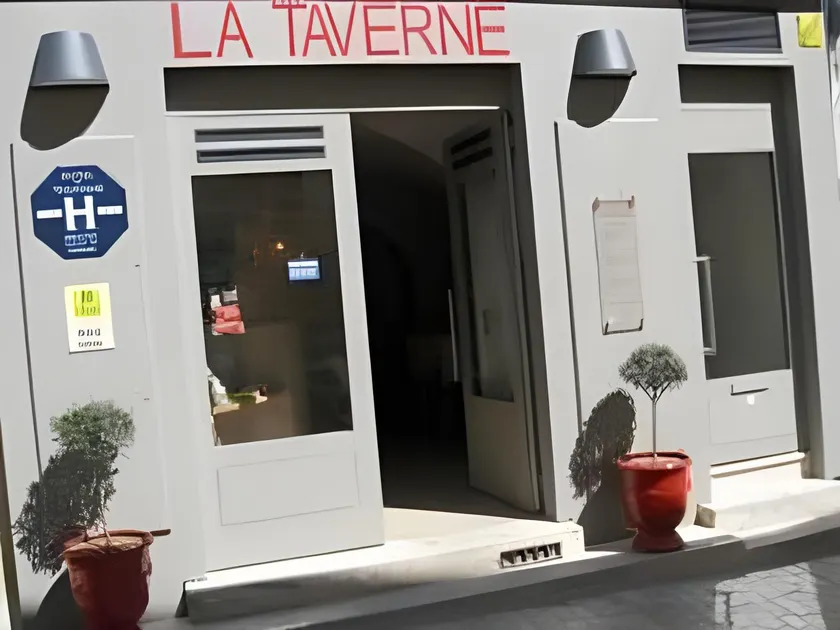 La Taverne - Image 1