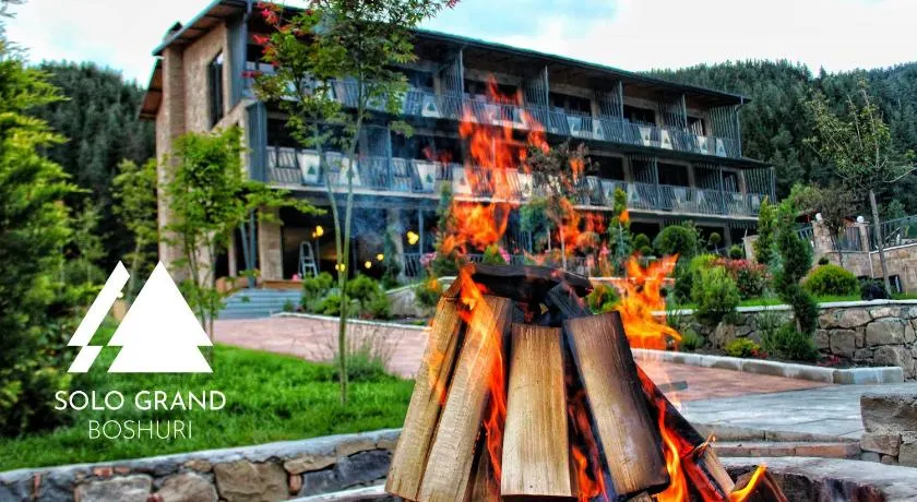 Solo Grand Boshuri Hotel Wellness Resort - Image 1