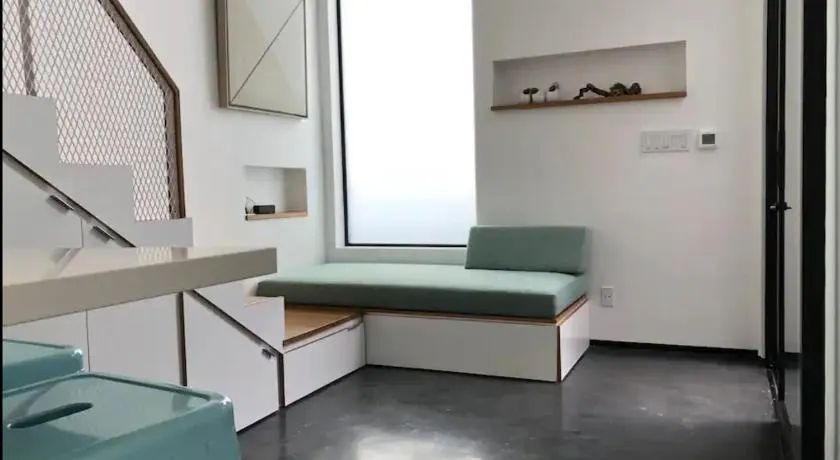 Dogtown Loft - Image 1