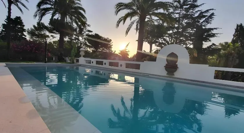 Villa Caron Riviera avec piscine - Image 1