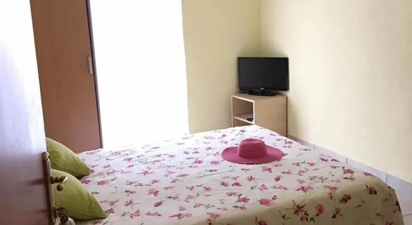 Apartments Villa Dadora - Image 1