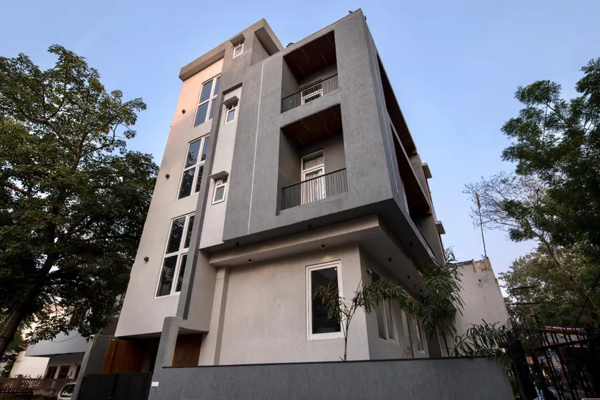 Luxury Fully Smart Apartment - Image 1