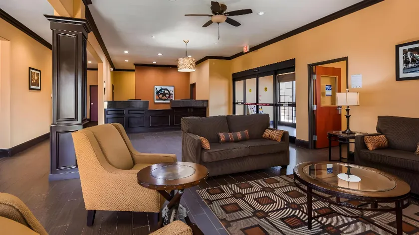 Best Western Trail Dust Inn & Suites - Image 1