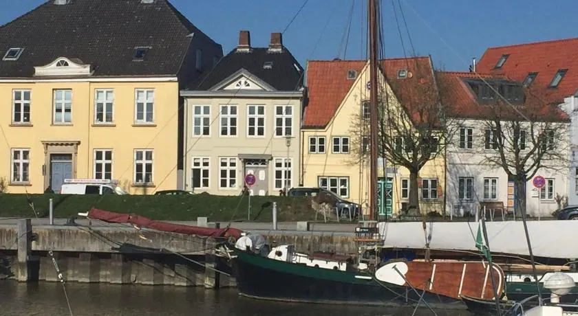 Am Hafen 13 - Image 1