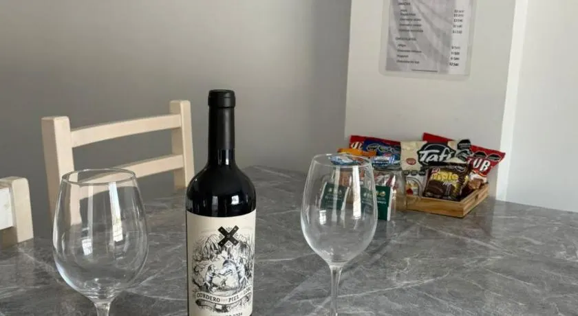 Apartamentos La Posta - Image 1