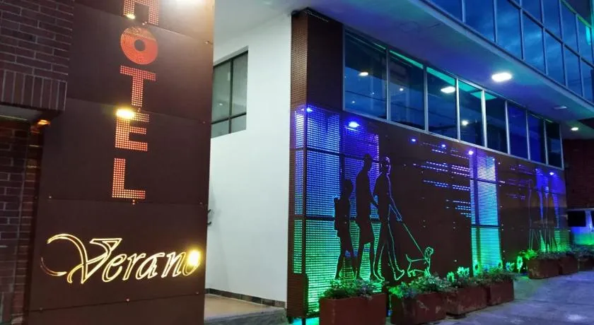 HOTEL VERANO - Image 1