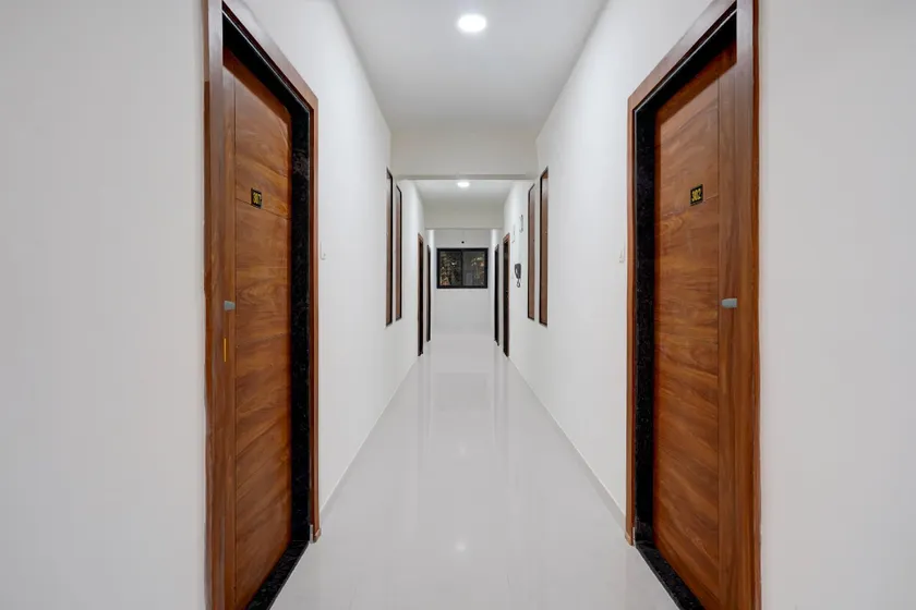 Hotel O Avaanti - Image 1