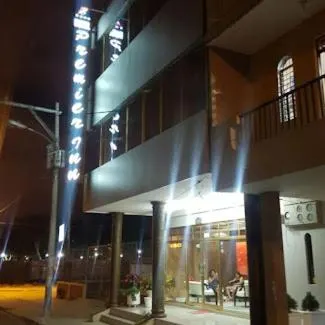 Hotel Premier Inn - Image 1