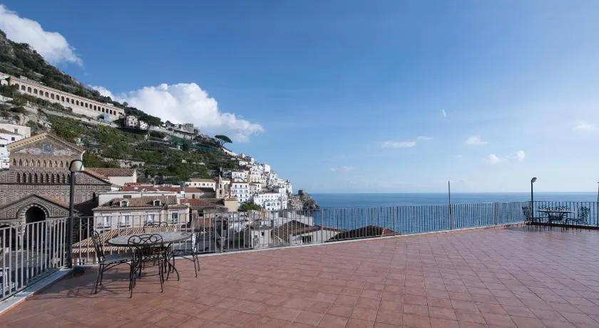 Amalfitano Apartments - Image 1