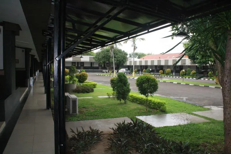 Hotel Satria Cirebon - Image 1