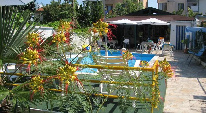 Villa Sens - Image 1