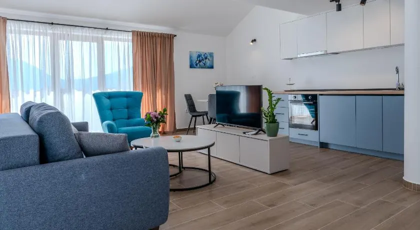 Hill House Orahovac - Image 1