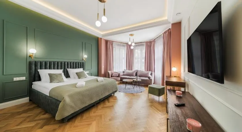 H Aparthotel - Image 1