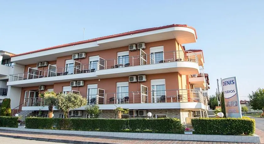 Denis Studios and Apartments - Image 1