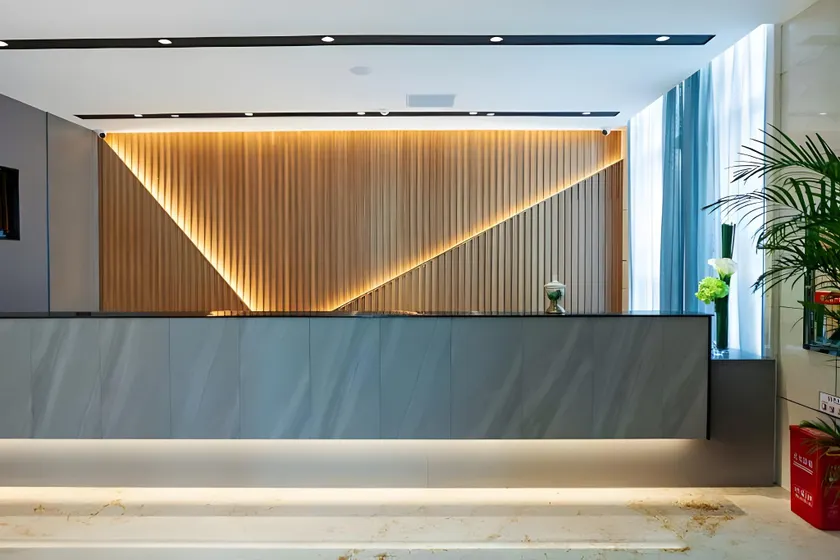Home Inn Neo Yuncheng Hongqi East Street Huaidong Road Yanhu - Image 1