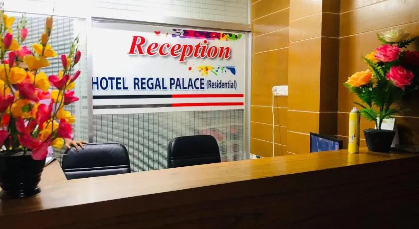 Hotel Regal Palace - Image 1