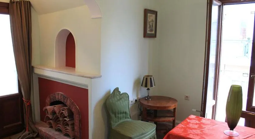 Acropolis Apartment - Image 1